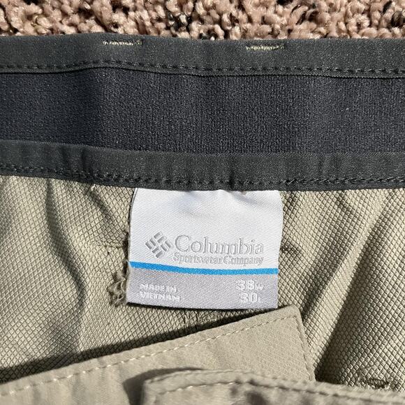 Columbia Pants Mens 38x30 Gray Omni-Shield Hiking Outdoor Stretch Tech Travel - Picture 4 of 7